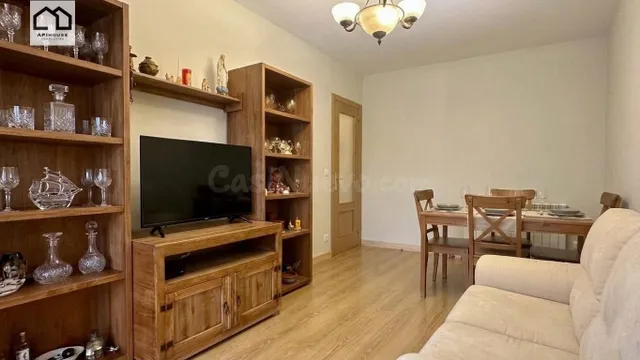 Apihouse vende acogedor piso en el centro de Santa Olalla de - foto 2