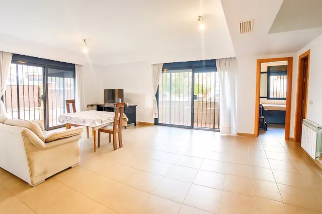 Adosado 4 habitaciones 382m² en venta - Centro — 2