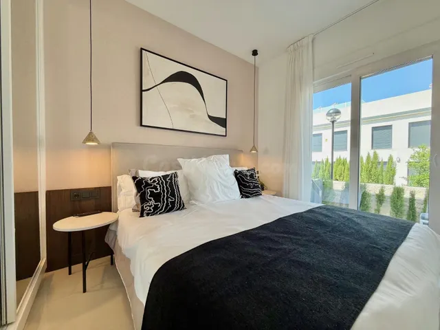 Apartamento 2 habitaciones 79m² en venta - Centro de la Ciud - foto 4