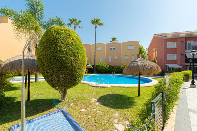 Amplio apartamento en excelente ubicación en venta en Jávea — 40