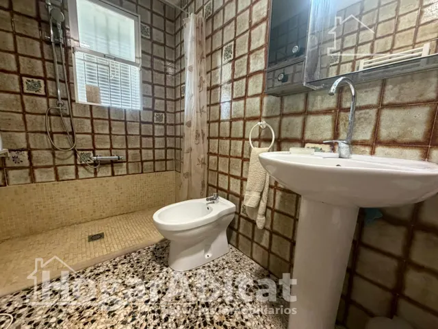 !GRAN VIVIENDA! ESPACIOSA CON TRASTERO, TERRAZA SOLARIUM, BARBACOA, JARDIN Y PISCINA — 33