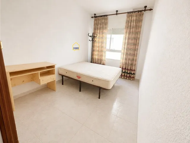 Piso de 3 dormitorios, balcón y trastero, en el centro de Puerto Lumbreras — 13