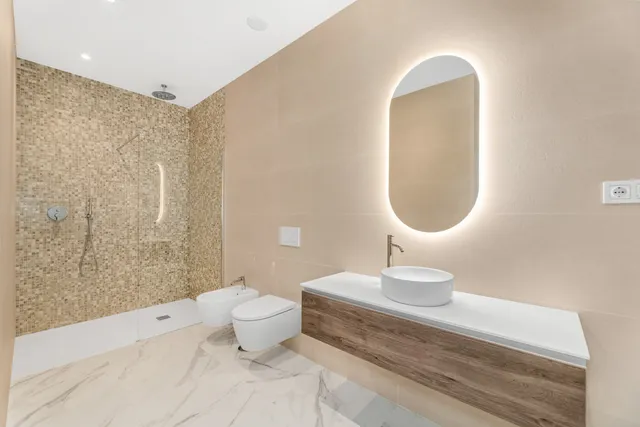 Chalet 6 habitaciones 1038m² en venta - Centro — 28