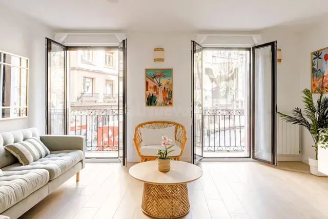 Se Alquila bonita vivienda de 3 dormitorios en Zona Casco Vi - foto 5