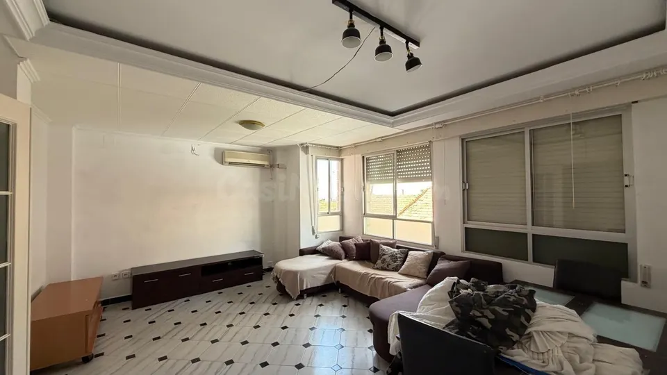 GRAN APARTAMENTO EN TORREVIEJA: 3 HAB, 1 BAÑO