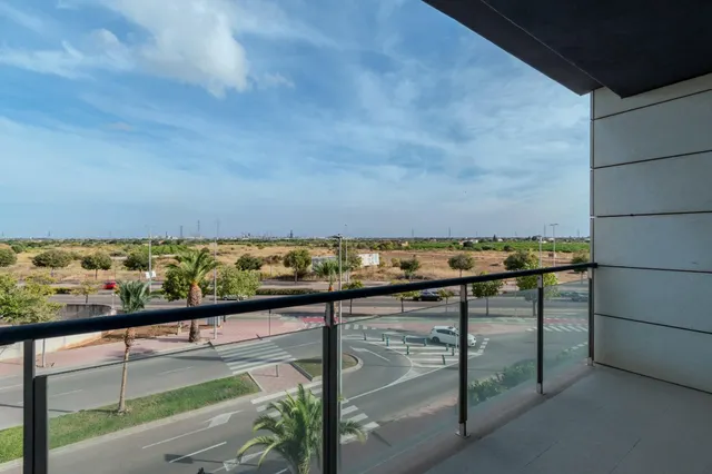 Luminoso Piso en Parque Sensal, Castellón - Ideal para Tu Familia — 18