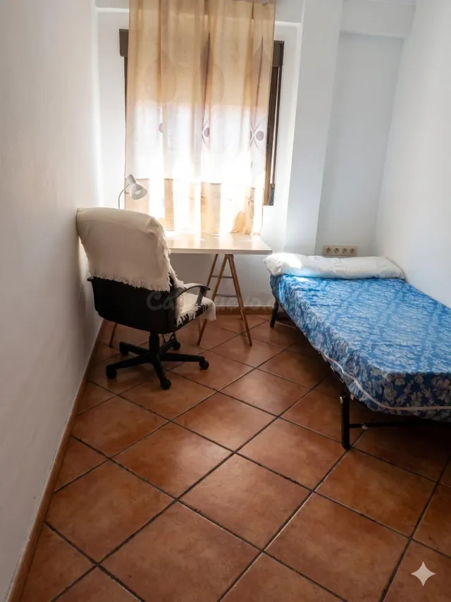Piso en alquiler en La Cruz, Granada — 3 dormitorios con gar - foto 4