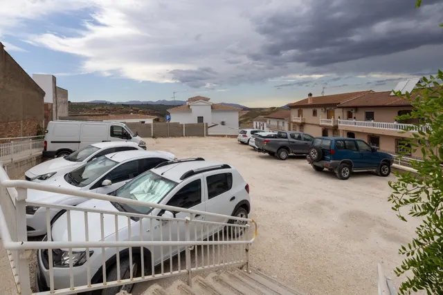 ¡Tu hogar ideal te espera en Moraleda de Zafayona! — 44
