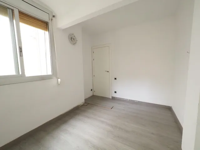 SE VENDE ÁTICO EN TERRASSA, ZONA LES ESCOLES — 9