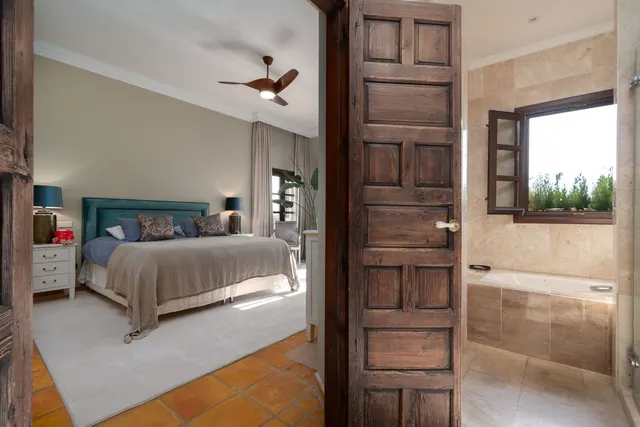 Chalet 5 habitaciones 362m² en venta - Marbella — 24