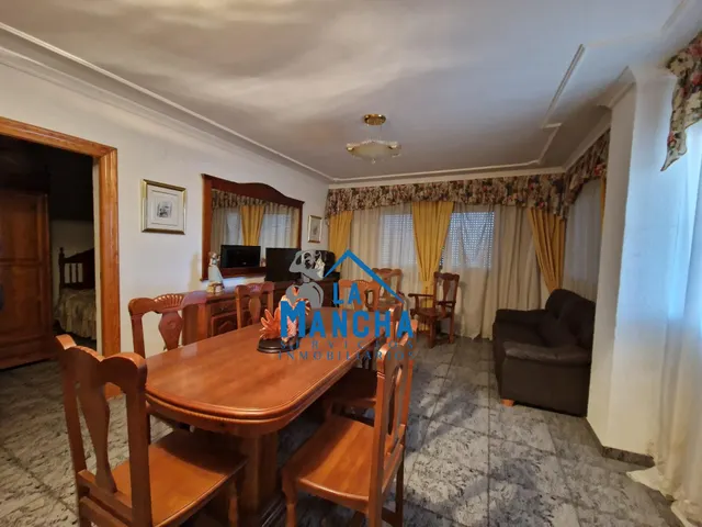 *180.000€* inmobiliaria la mancha vende parcela en Albacete — 26