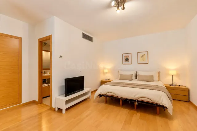 Loft dúplex de 90 m2 con terraza y zonas comunes - foto 5