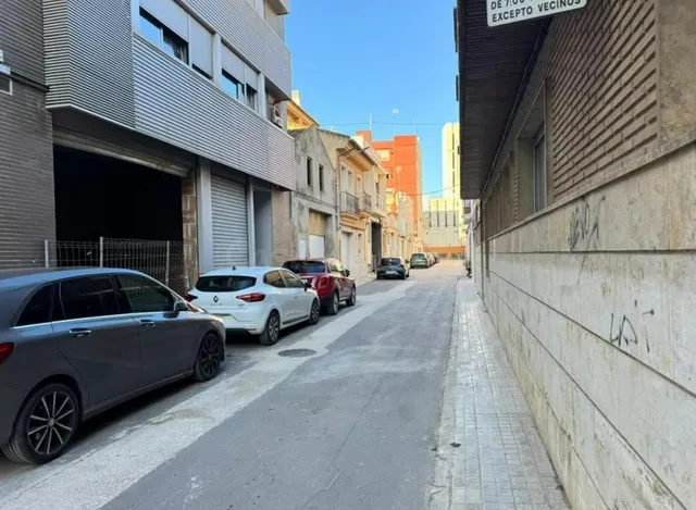 AMPLIO LOCAL COMERCIAL DE 215 M2 EN MASSANASSA, JUNTO A VALE - foto 5