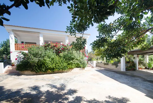 Ref. 04407.- Chalet con dos viviendas independientes, piscina y amplia parcela en Corral de Papel – Llíria — 36