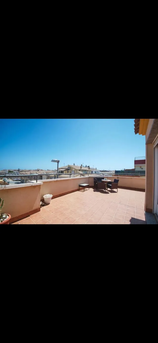 Moderno Ático en el Corazón de Pilar de la Horadada - €750/m - foto 5