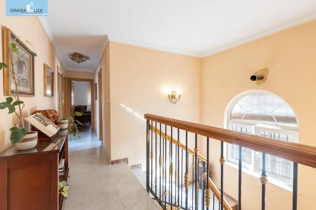 Casa en esquina en venta en Las Gabias — 47