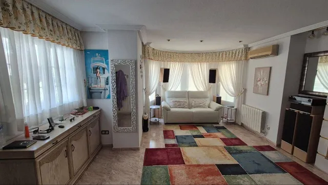 Casa o chalet independiente en venta en Calle Panticosa, 4 — 7
