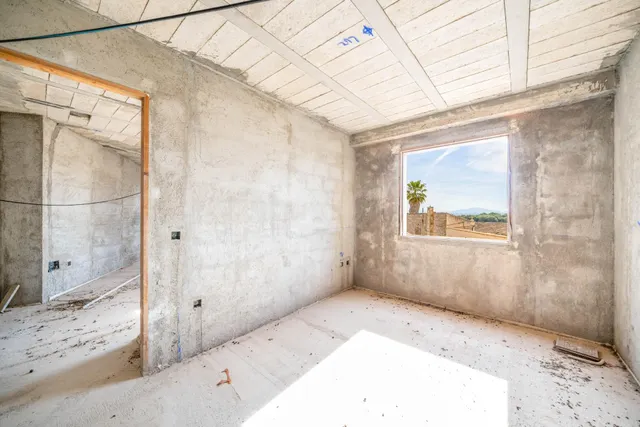 Edificio en María de la Salud en construcción. — 50