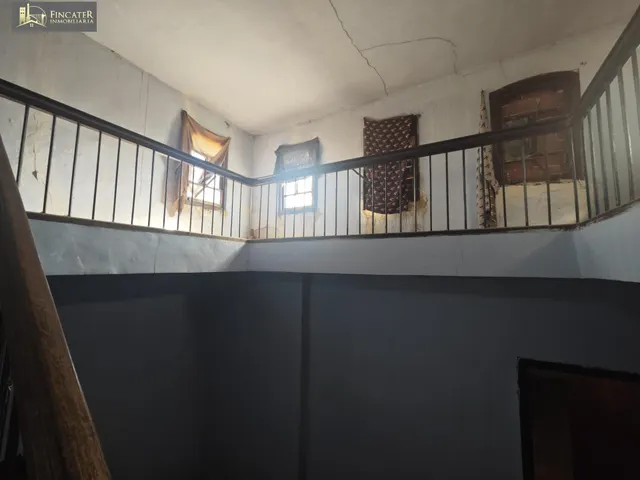 CASA EN CELLA — 42