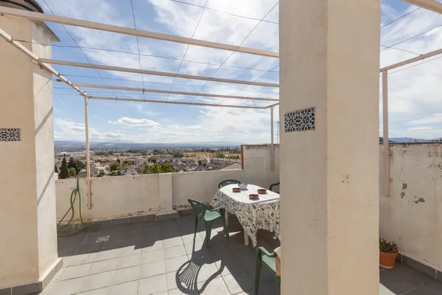 Piso de 3 habitaciones sin ascensor en venta en Peligros — 33