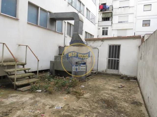 Local comercial 325m² en alquiler - Ontinyent - foto 2