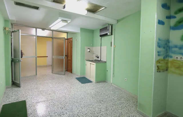 Local comercial 106m² en venta - South of spain — 8
