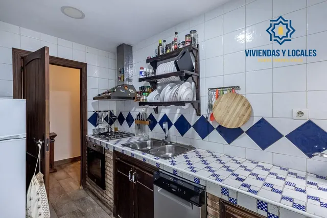 Casa con piscina en urb los chopos - Las Gabias — 12