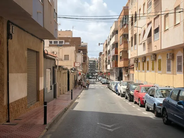 Ático con terraza, Alicante, Torrevieja. 2 habitaciones, 82 m2, 1 kilómetro del mar — 16