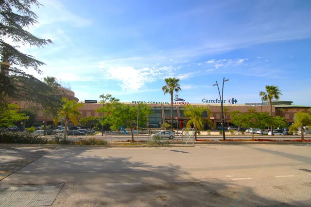 Local comercial 267m² en venta - South of spain - foto 3