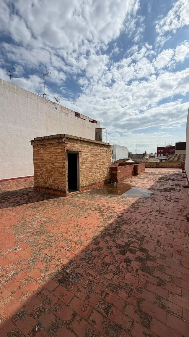 Edificio 375m² en venta - Casco antiguo 10 — 24