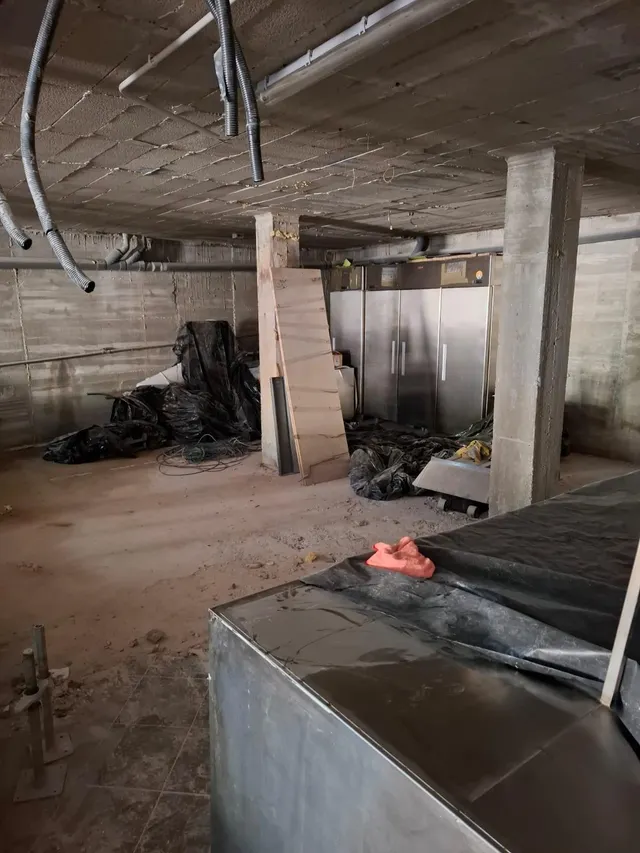 Se vende local comercial con posibilidad de cambio de uso. — 4