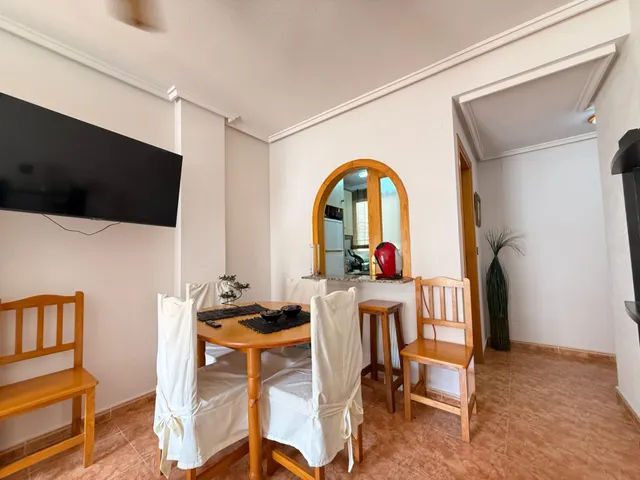 Apartamento de 2 dormitorios con orientación sur y garaje a 650 metros de playa del cura!!!!! — 16