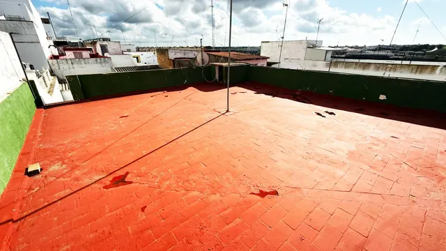 Casa en planta baja con gran patio para reformar en la carretera de medina — 23