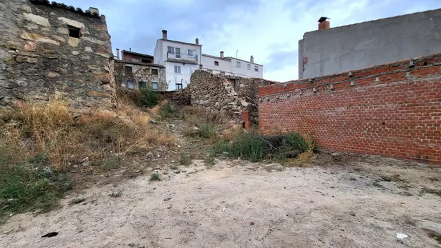 VENTA DE PARCELA URBANA EN EL BARRACO 05110 - foto 3