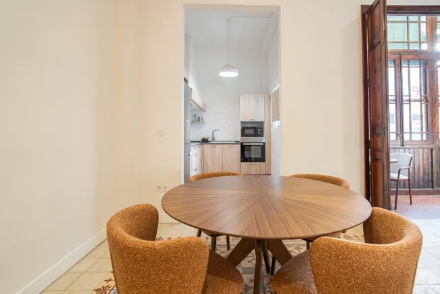Elegancia junto al mar: fantástico piso reformado en el Cabanyal — 10