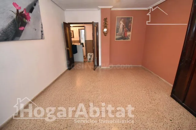 ¡AMPLITUD Y LUZ RAUDAL! CON BALCÓN Y GRAN PATIO - foto 3