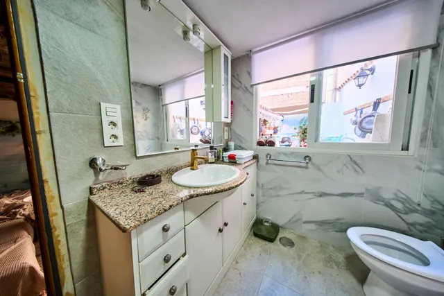 Casa en el centro de Las Gabias — 16