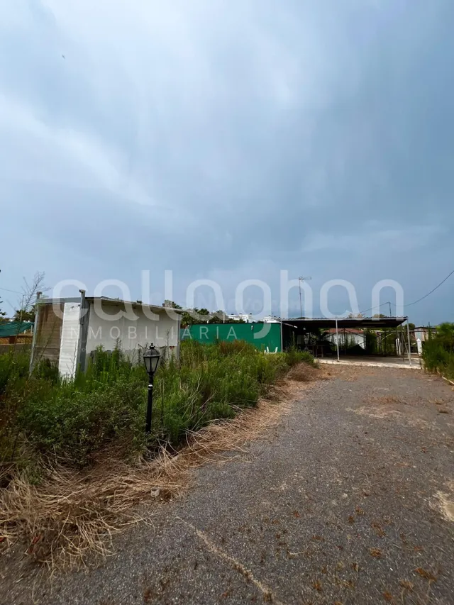 Parcela exclusiva en primera línea de Playa Casablanca