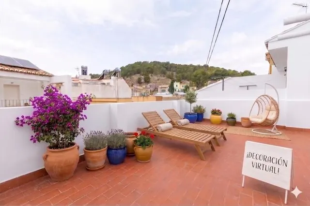 "Vivienda reformada con vistas privilegiadas". — 37