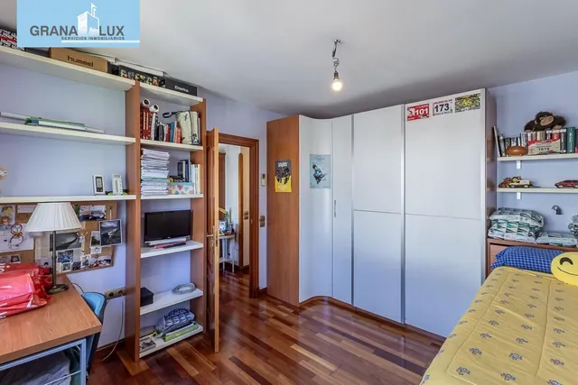 Chalet Exclusivo en Camino Bajo de Huétor — 18