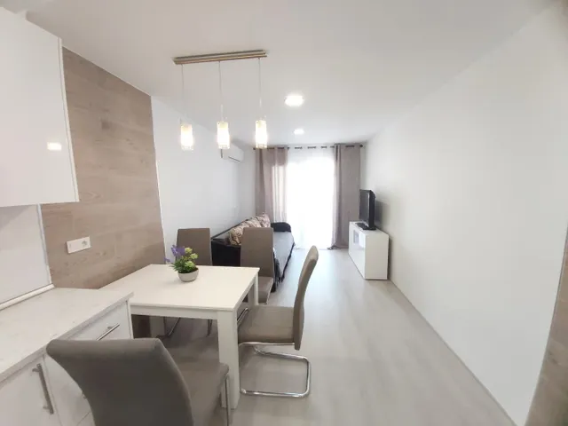 MODERNIO ESTUDIO CON TERRAZA Y PISCINA PLAYA DEL CURA — 5