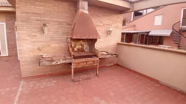 CASA CON AMPLIA TERRAZA EN ALCARRÀS — 20