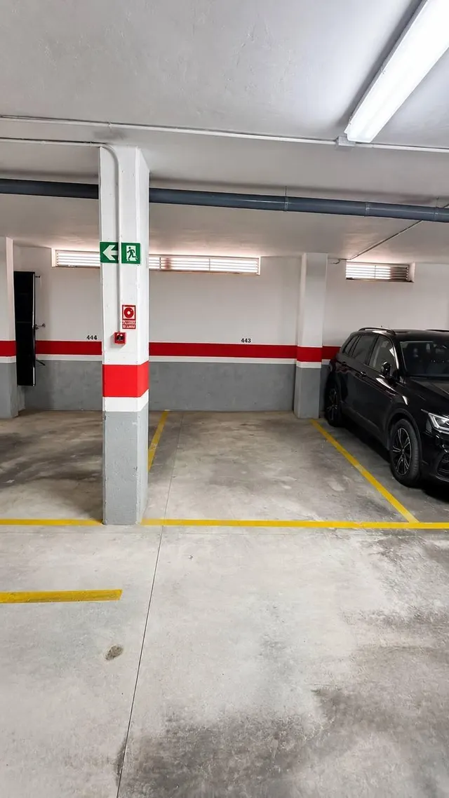 Apartamento turístico en primera línea de mar con piscina, garaje y solárium panorámico — 24