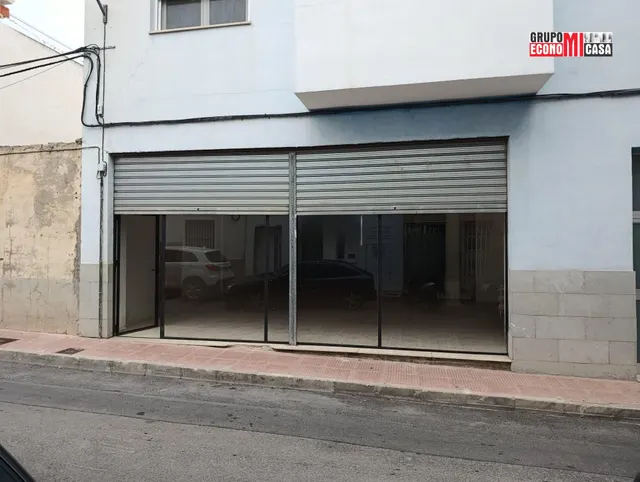 LOCAL COMERCIAL EN SAX. ALICANTE — 5