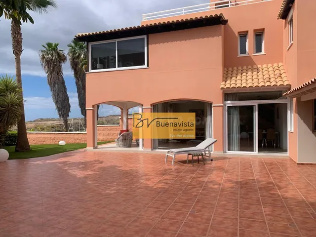 Casa Tipo Dúplex 3 habitaciones 103m² en venta - La Caleta