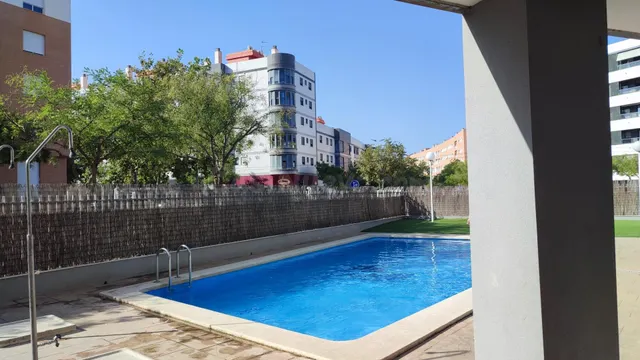 EXCLUSIVO ESTUDIANTES – Amplio piso de 3 habitaciones con pi - foto 4