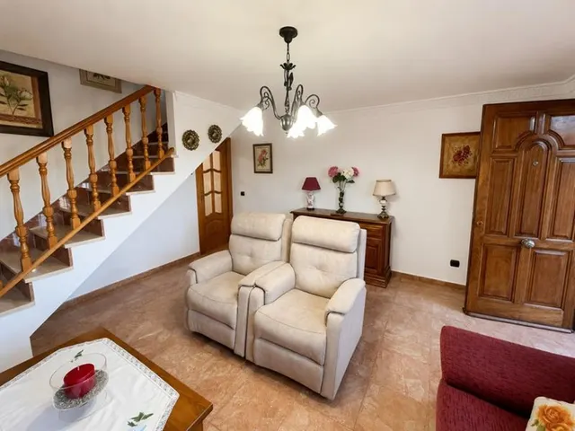VENTA DE CASA ADOSADA EN ESTEPONA CON VISTAS AL MAR Y UBICACIÓN PRIVILEGIADA — 12