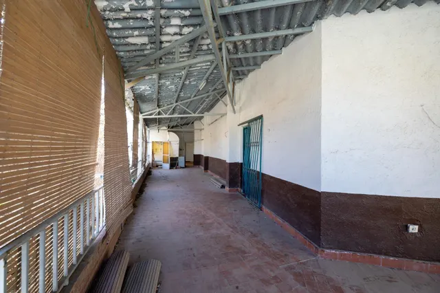 Edificio con gran potencial de desarrollo residencial en Zaidín – Granada — 44