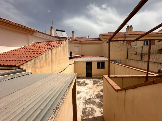 Adosado 4 habitaciones 168m² en venta - Zona metropolitana — 34