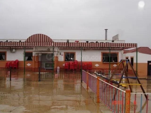 Parcela con nave - foto 2